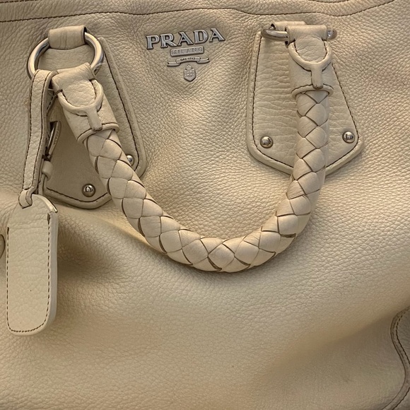 PRADA HANDBAG/CROSSBODY👜🌻 - Picture 5 of 14